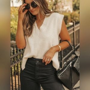 Miou Muse V-neck Beige Sweater Vest